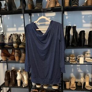 Blue Long Sleeve Top